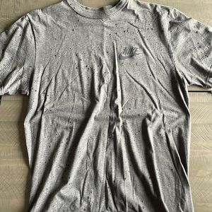 Large Nike Grey Tee Shirt